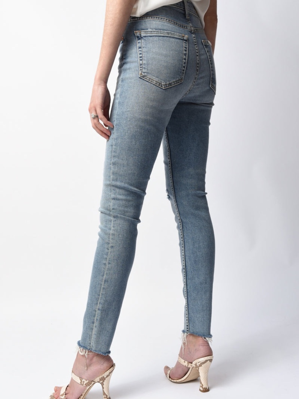 GRLFRND  Kendall Jeans 26